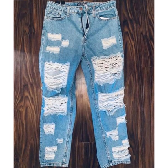 Women’s Distressed Jeans - Picture 1 of 2